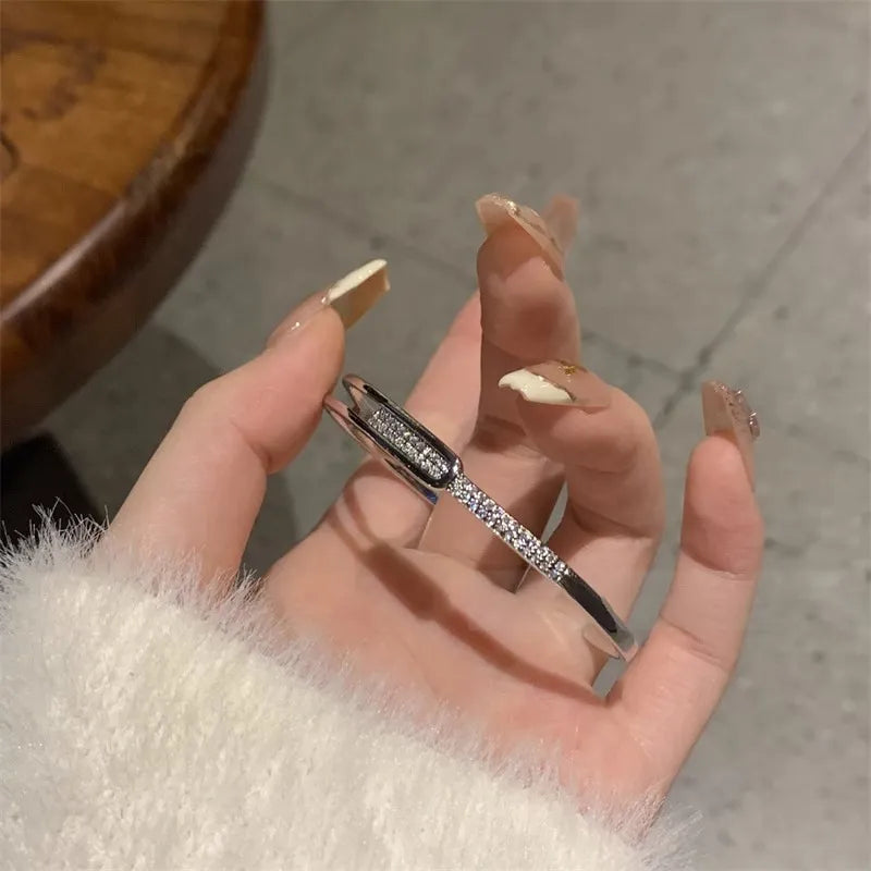 Braccialett Sterling Silver Open Cuff – Eleganza Eterna