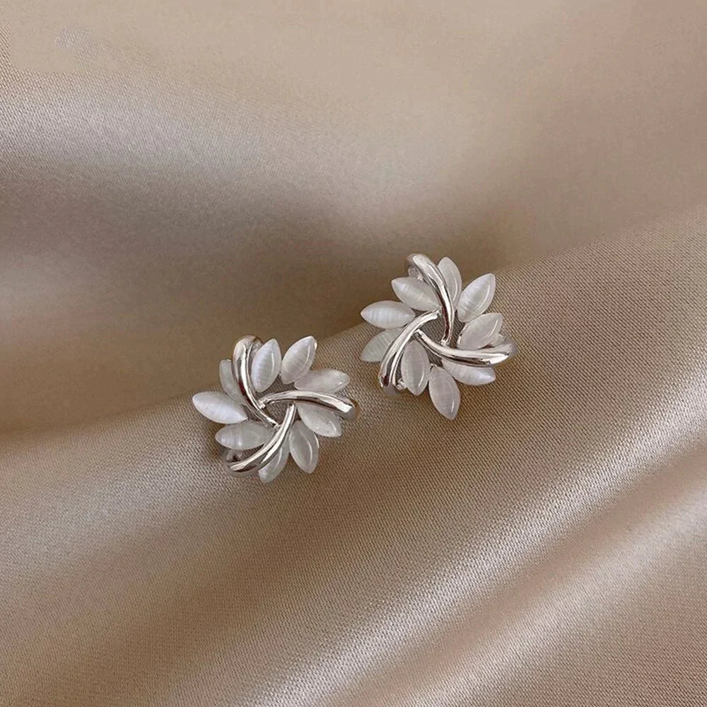 Tori™ – Earrings tal-Fjura bi-Ġebla Imqaxxra