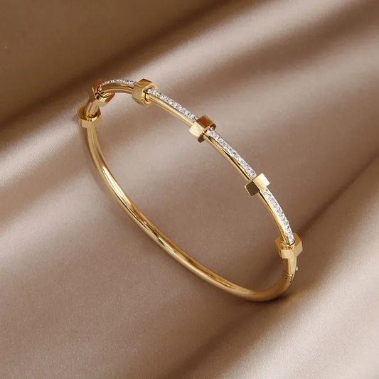 Braccialetti Ippjanati bil-Għeżież Moissanite